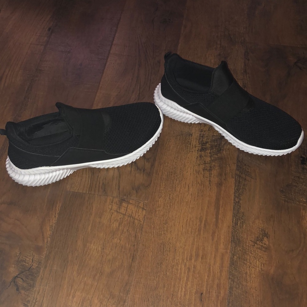 torrid black sneakers